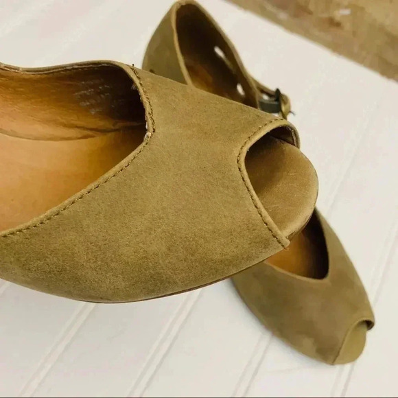 Jefferey Campbell Regina Peep Toe Wedges - Picture 7 of 8